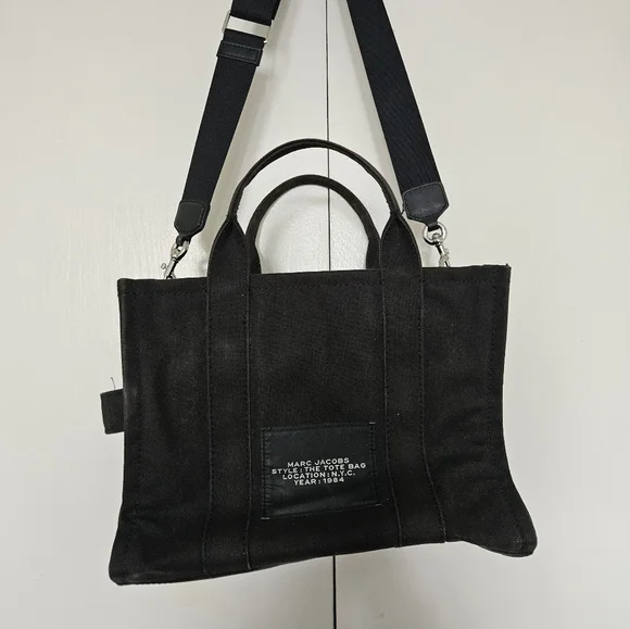 Marc Jacobs Black Tote Bag - Picture 7 of 9